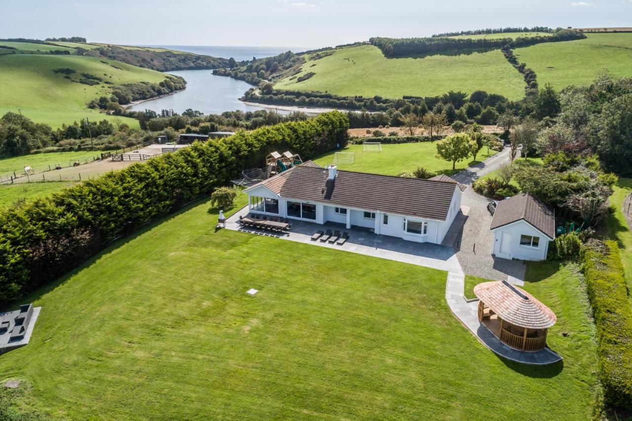 Marina Views, Kinsale, Hosted By Exquisite Homes, Sleeps 20 Casa vacanze *